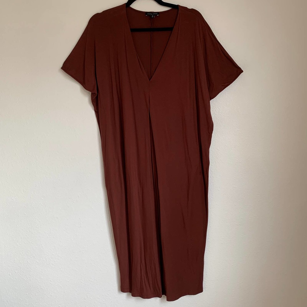 Universal Standard Teresa Liquid Jersey V-Neck Dress in Cinnamon